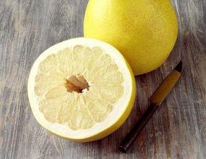 初月柚子吃瓜,瓜界新宠，甜蜜来袭