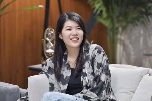 吃瓜少女上线视频,揭秘娱乐圈幕后故事 第2张 吃瓜少女上线视频,揭秘娱乐圈幕后故事 第2张