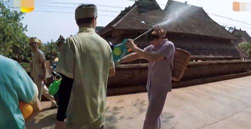 看戏吃瓜名场面,看戏吃瓜,笑料百出 第2张 看戏吃瓜名场面,看戏吃瓜,笑料百出 第2张